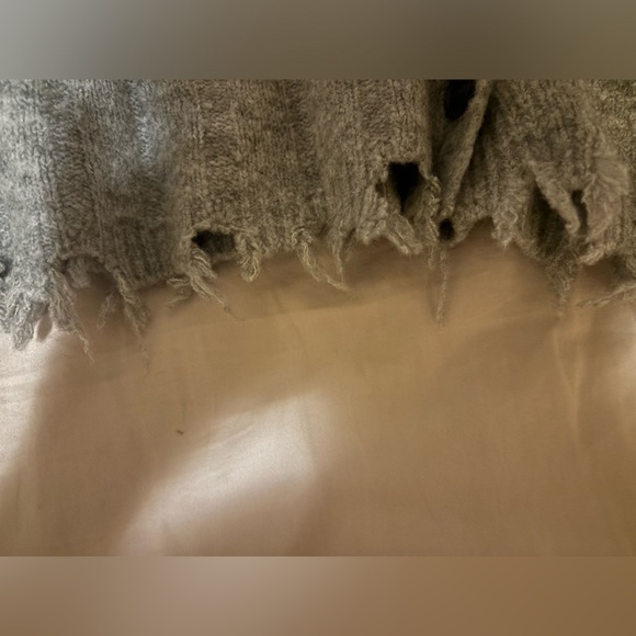 Grey cropped sweater - Picture 3 of 6